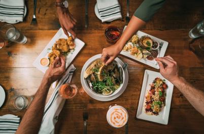 Surfhouse Restaurant Table