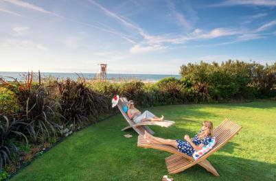 Girlfriends in Gardens at Blockade Runner Beach Resort