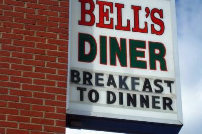 Bells-Diner-KathyToth.com_.jpg