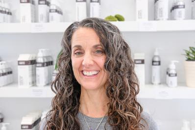 Curly Cuts at Original Moxie