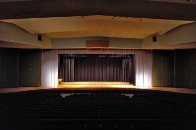 Saline Middle School Auditorium