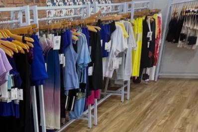 sandy's boutique inside