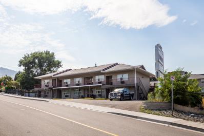 Country View 2022 Front