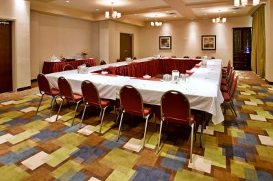 Holiday Inn & Suites Meeting Room