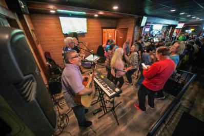 Backstreets Tiki Bar & Grille band