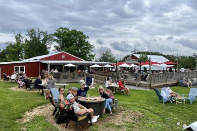 Ritter's Winery & Cidery Patio