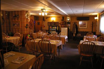 Chaplin's Honky Tonk Restaurant & Saloon