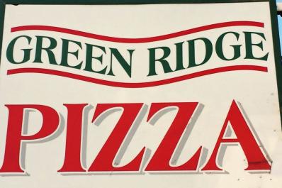 Green Ridge Pizza Sign
