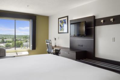 King Standard Room
