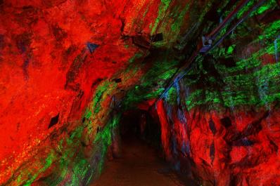Sterling Hill Mining Museum UV Tunnel