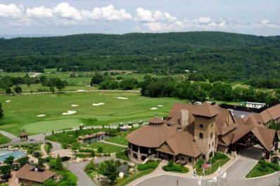 Cascades Golf Course Up High Shot