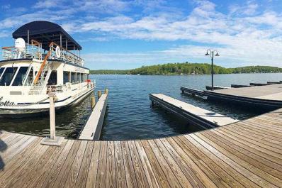 Lake Hopatcong Cruises Panoramic Dock