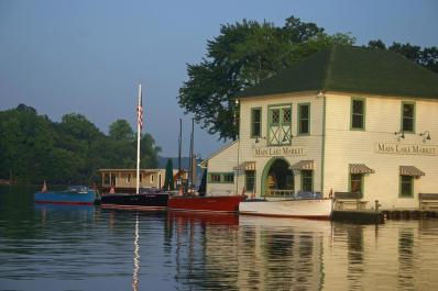 Main Lake Market Lakefront