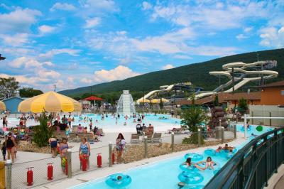 Water Park at DelGrosso's Amusement Park & Laguna Splash