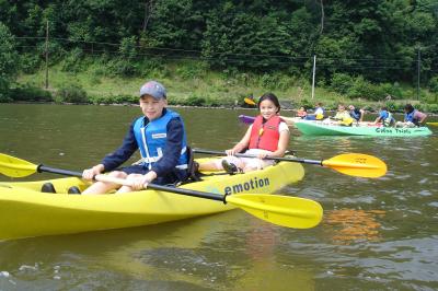 A couple kayaking