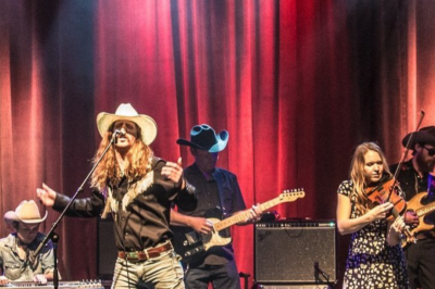 Live Music by Extra Gold with Sid Williamson and The Good Faith