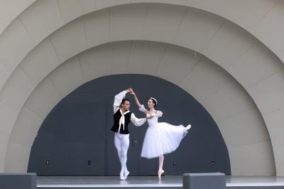 Ballet In The Park