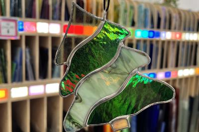 Holiday Stained Glass Class (Ornaments/Sun-catchers gifts)