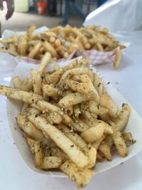 Garlic Fries in paper trays