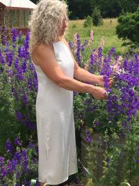 new moon flower farm