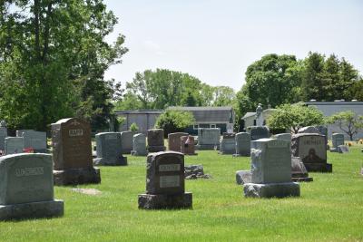 graceland cemetery