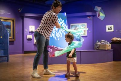 Mom and daughter playing in Columbus Museum of Art's Wonder Room