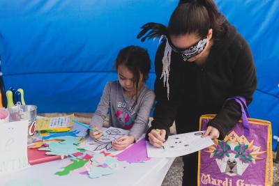 Family Gras Crafts