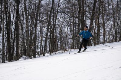 skiing