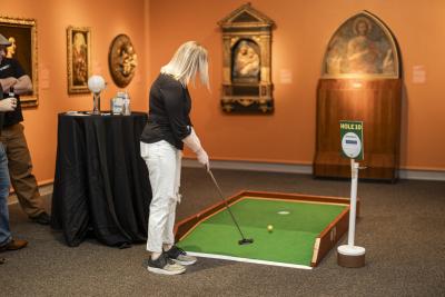 Golfin' in the Galleries