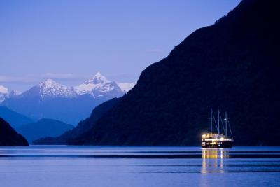 Doubtful Sound 1200x800