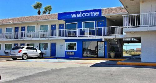 Motel 6 South