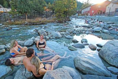 creekside-hot-springs