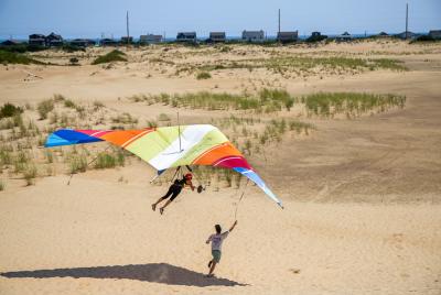 hang gliding