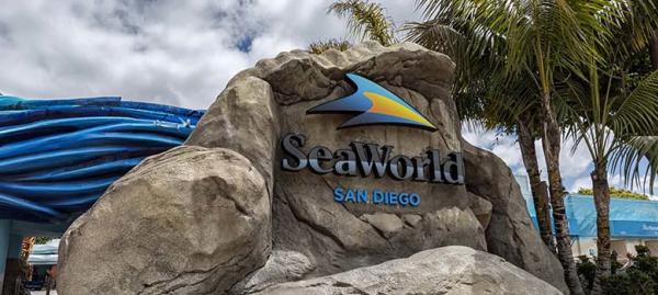 Entrance at SeaWorld San Diego