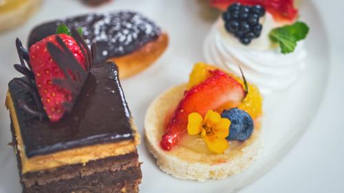 Afternoon-Tea sweets at the Titanic-Hotel