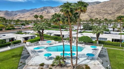 Pool scene at Country Club Estates