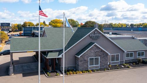 Aerial photo of Country Inn Hotel Woodbury