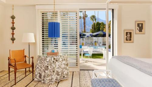 Parker poolside room