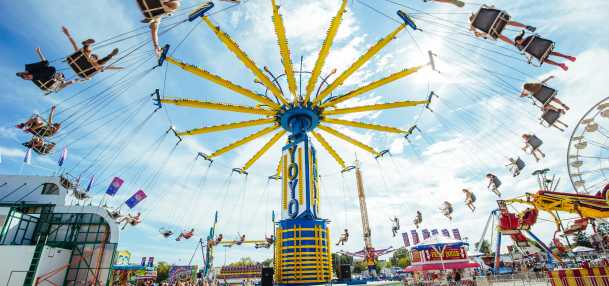 Swing ride at the York State Fair