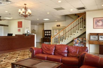 Days Inn Six Flags Mall Image 1