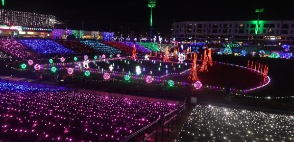 Covenant Health Park Smokies Winter Wonderland