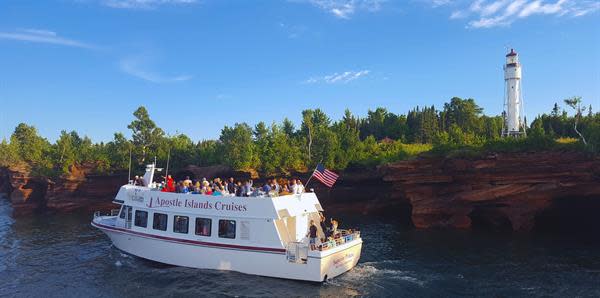 sunset cruise apostle islands