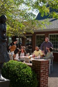 Huber's Patio Winery