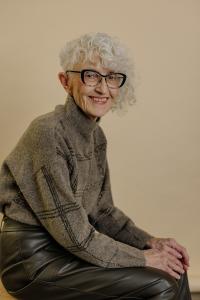 Headshot - Betty Jeffers