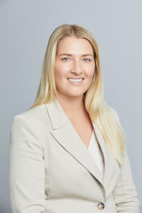 Corporate photo - Caitlin Skinner