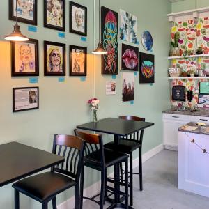 Makin' Groceries - Dining Area