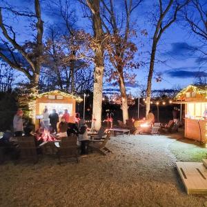 Gideon Owen Holiday Market