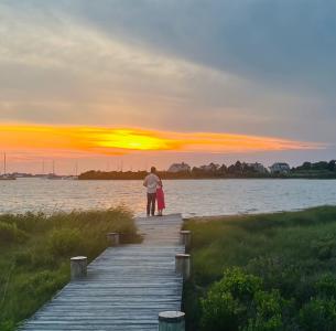 Bi romance sunset