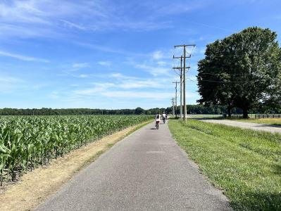 Influencer - Brianne Manz - Bike RIde