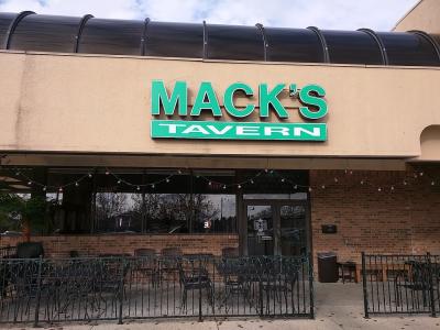 Macks Tavern